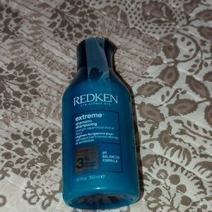 Redken Extreme Shampoo.